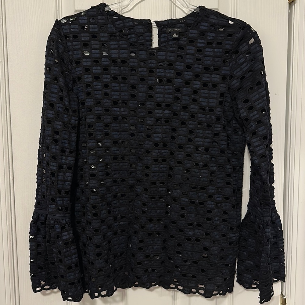 Ann Taylor Eyelet Peplum Sleeve top